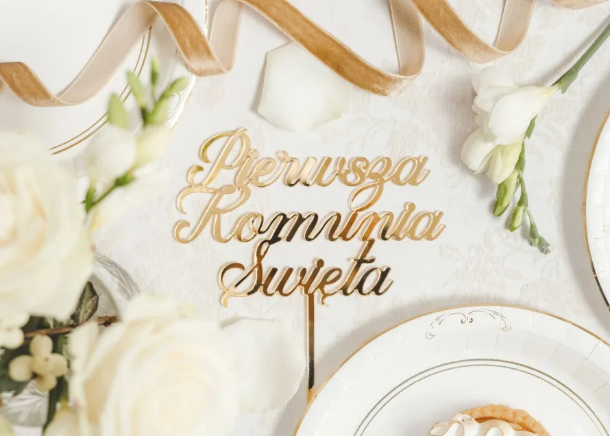 Akrylowy topper PIERWSZA KOMUNIA ŚWIĘTA