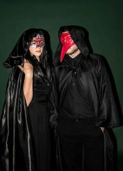 Czarna peleryna z kapturem Strój na Halloween