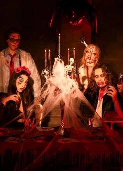 Halloweenowa opaska NOŻYCZKI wbite w głowę