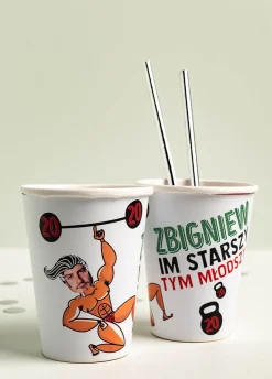 Kubeczki jednorazowe na urodziny SIŁACZ (8szt.)