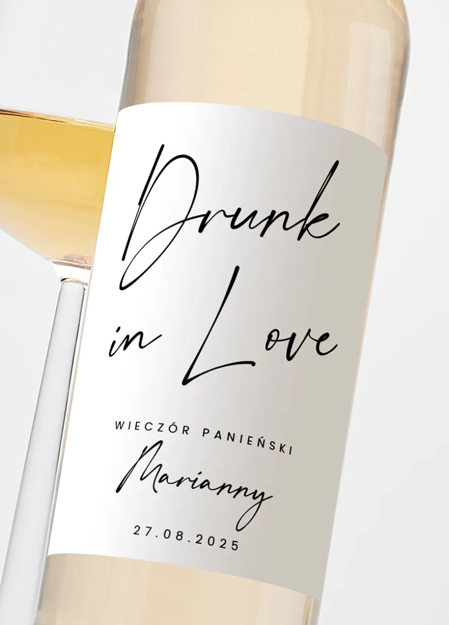 Naklejki na alkohol na wieczór panieński DRUNK IN LOVE