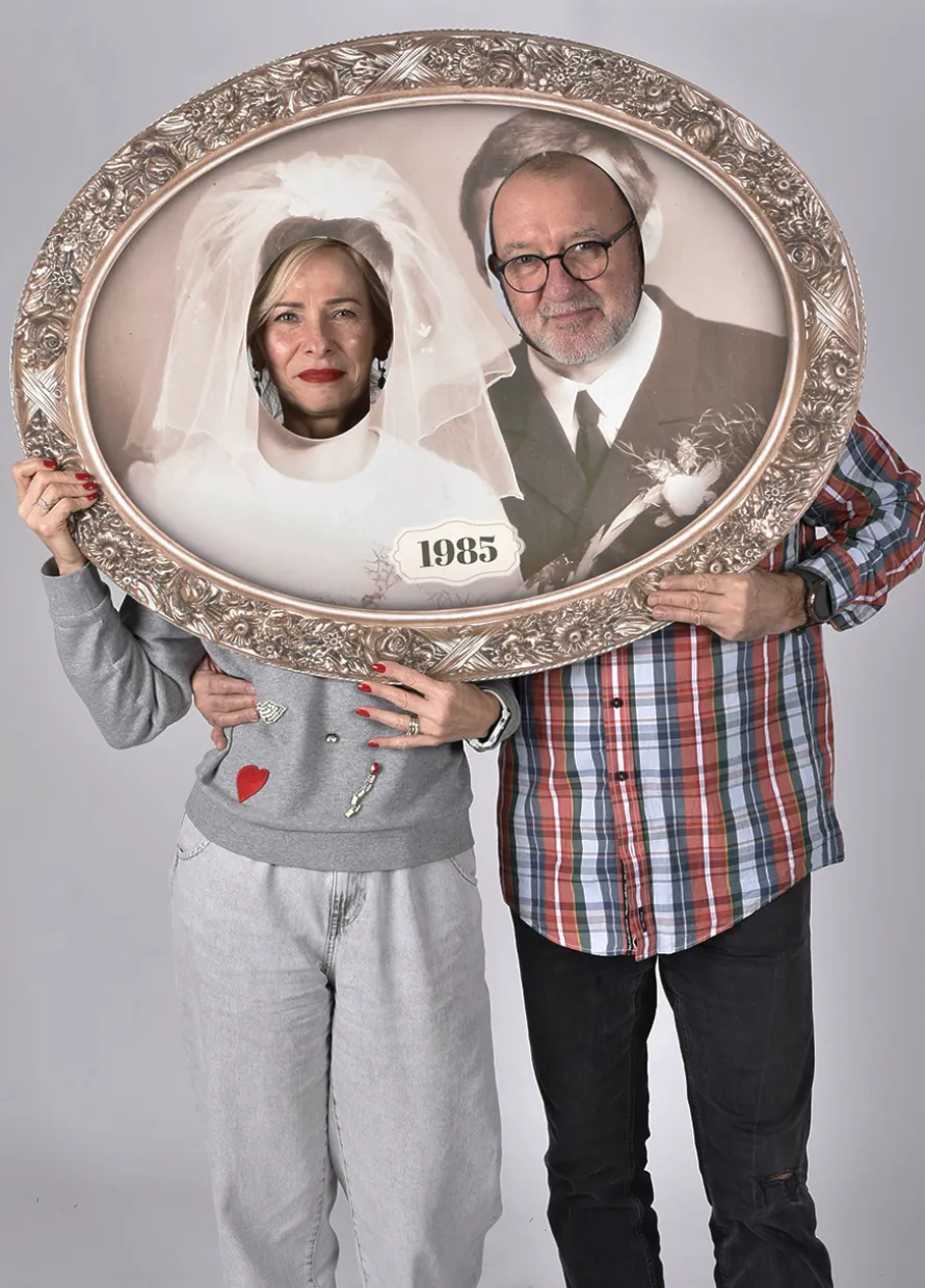 Personalizowane monidło z otworem na twarz PORTRET ŚLUBNY RETRO