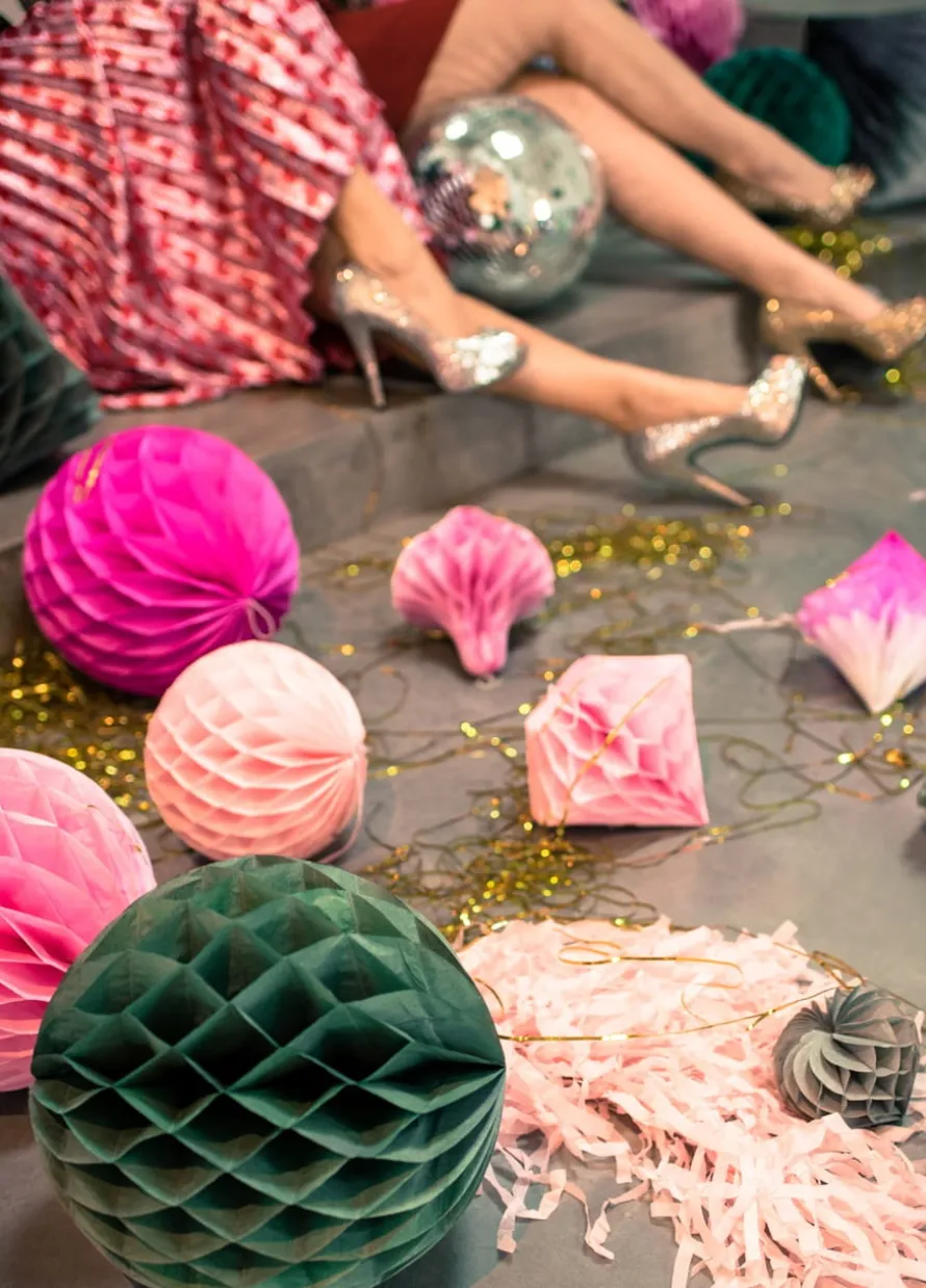 Rozeta z papieru BRYLANT łososiowa 20cm (3szt.)